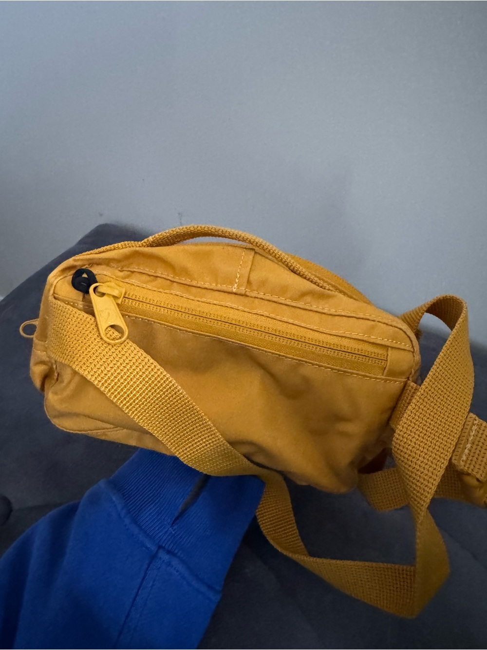 Fjallraven Kanken Hip Pack - Ochre color (mustard yellow) - Picture 3 of 4